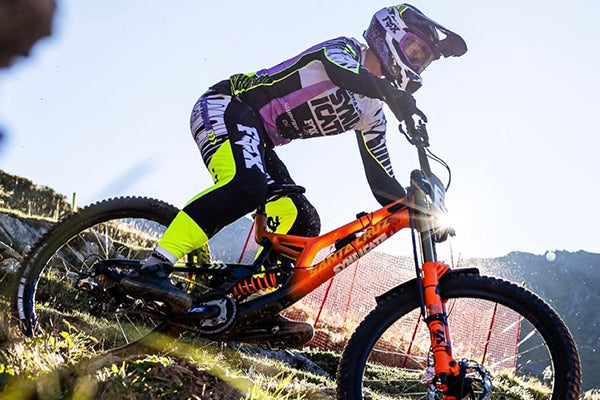¡Nina Hofmann Top 2! En el Dhi Elite En Suiza