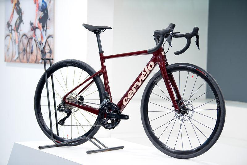 Cervélo Caledonia 105 Di2 Carmine