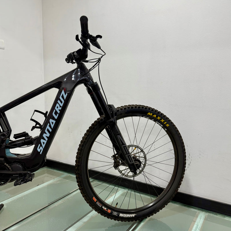 Bicicleta Usada Santa Cruz Bullit Kit R (110km de USO)